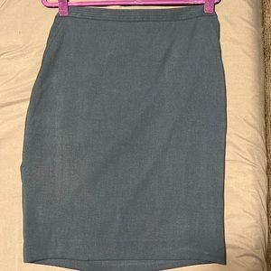 Size 8 The limited skirt